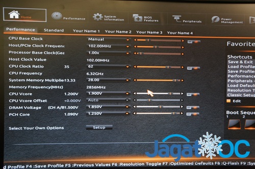 Extreme OC Review : Motherboard Gigabyte GA-Z87X-OC 13 DSC09860s