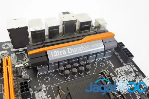 Extreme OC Review : Motherboard Gigabyte GA-Z87X-OC 5 DSC09938s
