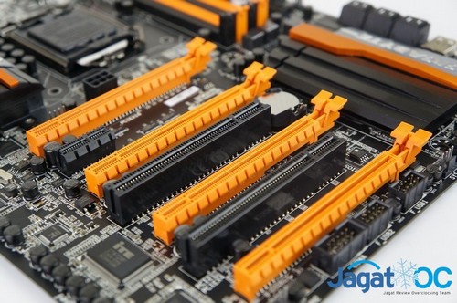 Extreme OC Review : Motherboard Gigabyte GA-Z87X-OC 2 DSC09968s
