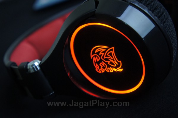 Review Headset Gaming Thermaltake Cronos: Desain yang Manjakan Telinga! 15 Thermaltake TteSports CRONOS 48
