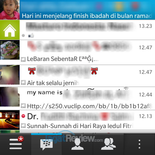 Review Singkat: Sehari dengan BB10 Termurah Saat Ini, Blackberry Q5 1 Blackberry Q5 - BBM