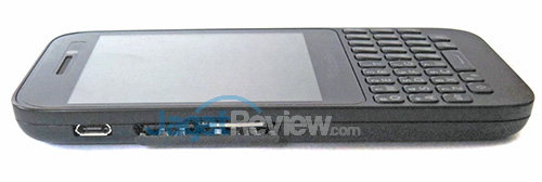 Review Singkat: Sehari dengan BB10 Termurah Saat Ini, Blackberry Q5 4 Blackberry Q5 - Sisi Kiri