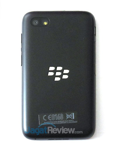 Blackberry Q5 - Tampak Belakang