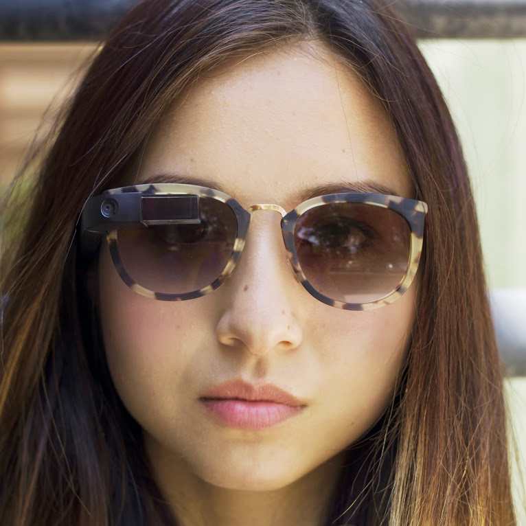 Google Glass Membuat Desain yang Lebih Fashionable 22 amanda1