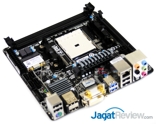 gigabyte f2a85xn wifi board 02