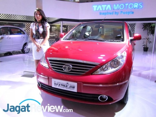 Rangkaian Mobil Baru di Indonesia International Motor Show 2013 - Part 1 8 Indica Vista