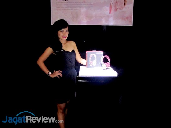 Sennheiser Hadirkan Headphone Momentum On-Ear di Indonesia 16 Sennheiser Momentum On Ear 2