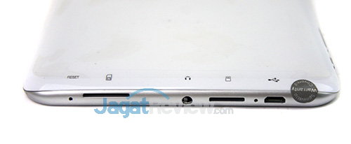 Review SpeedUp Pad Phone TB-721: Tablet Android Terjangkau dan Bisa Telepon 2 SpeedUp Pad Phone - Sisi Kiri 2