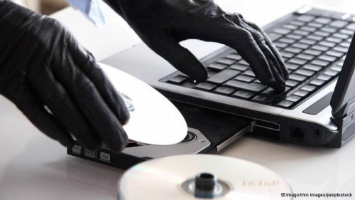 Hacker Berhasil Curi Data Jutaan Pelanggan Vodafone 2 vodafone 2