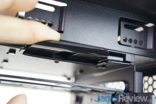 Hands-On Review: Bitfenix Prodigy Casing Mini-ITX yang Modis 3 DSC00949ss
