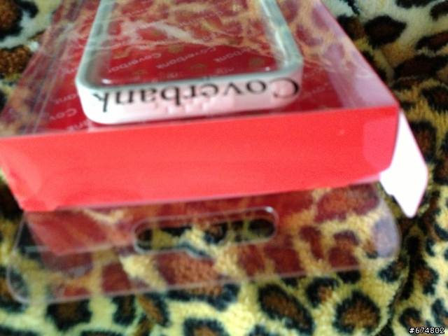 Pemasok Apple Jual Akseseoris iPhone dengan Merek Sendiri 2 Foxconn 1