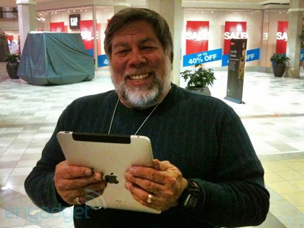 Pertama Kalinya Pembuat iPad Prioritaskan Cina 25 Pendiri Apple1