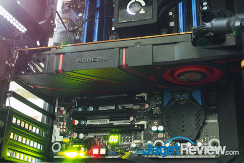 Review Radeon R9 290X: VGA AMD R9 Terbaik dan Terkencang 2 amd r9 290x on system