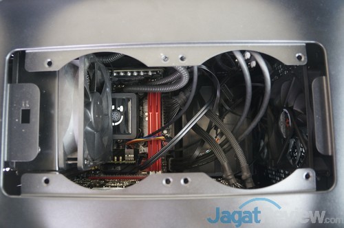 Hands-On Review: Bitfenix Prodigy Casing Mini-ITX yang Modis 26 DSC00884ss