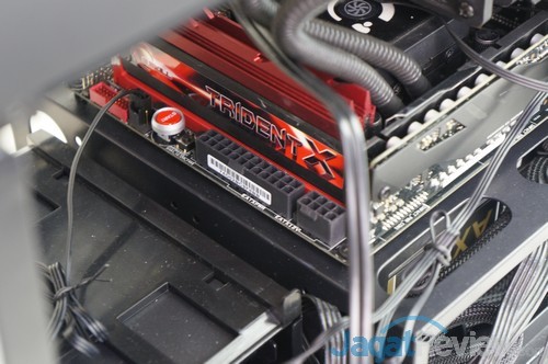 Hands-On Review: Bitfenix Prodigy Casing Mini-ITX yang Modis 8 DSC00908ss
