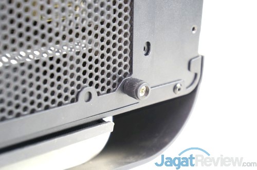 Hands-On Review: Bitfenix Prodigy Casing Mini-ITX yang Modis 5 DSC00915ss