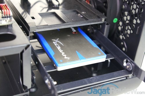 Hands-On Review: Bitfenix Prodigy Casing Mini-ITX yang Modis 12 DSC00935ss