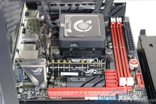 Hands-On Review: Bitfenix Prodigy Casing Mini-ITX yang Modis 7 DSC00959ss