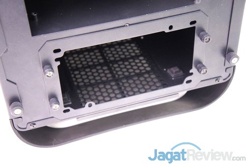 Hands-On Review: Bitfenix Prodigy Casing Mini-ITX yang Modis 17 DSC02594ss