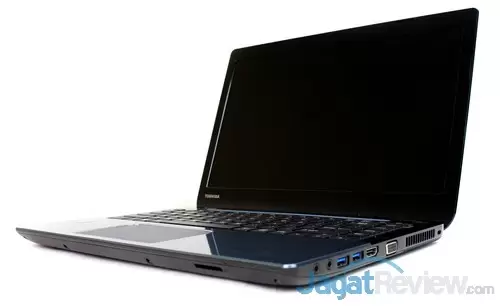 Toshiba satellite L40D A 2