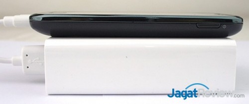 Hands-On Review: Power Bank Micropack P104-5 - Ringkas, Berkapasitas Besar dan Kaya Fitur 5 SONY DSC