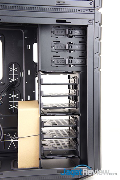 HAF Stacker 935 (925 + 915R): Casing Full Mod Tower dengan Konfigurasi Tanpa Batas 5 SDSC00023