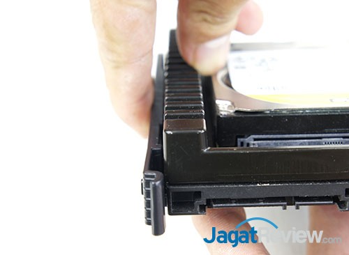 HAF Stacker 935 (925 + 915R): Casing Full Mod Tower dengan Konfigurasi Tanpa Batas 10 SDSC00085