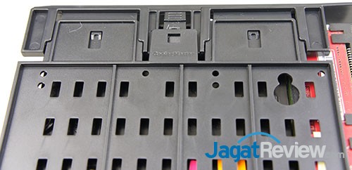 HAF Stacker 935 (925 + 915R): Casing Full Mod Tower dengan Konfigurasi Tanpa Batas 11 SDSC00088