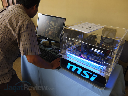 Rangkaian Teknologi Terbaru yang Diperkenalkan di Universitas Pancasila 8 DSCF2243