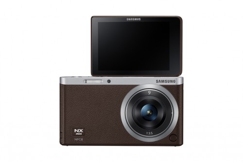 Samsung Hadirkan Kamera NX Mini untuk Berfoto Selfie 1 NX-mini_Brown-5