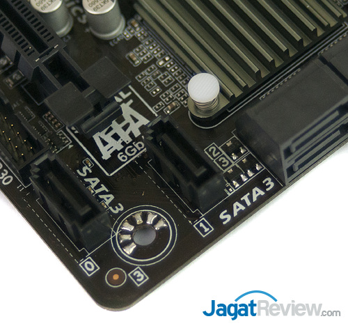 Review Gigabyte F2A88XM-HD3: Murah & Lengkap dengan Bodi Ringkas 4 gigabyte f2a88xm-hd3 SATA_1