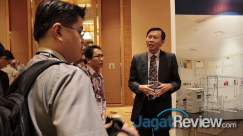 William Ngoh, Senior Product Marketing Manager VMware ketika menjelaskan kemampuan dari Horizon 6.