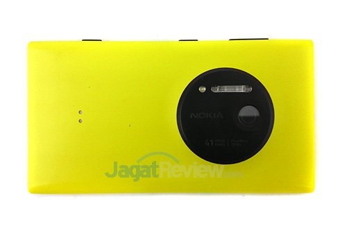 Review Nokia Lumia 1020: Windows Phone 8 dengan Kamera Terbaik 2 Nokia Lumia 1020 - Belakang
