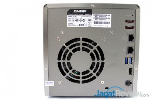 QNAP TS-421 (20)