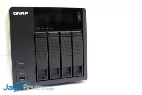 QNAP TS-421 (8)