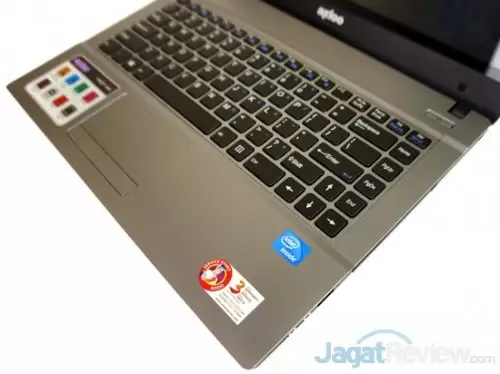 Review Axioo Neon RNT: Notebook Touchscreen dengan Prosesor Celeron ULV 6 Axioo Neon RNT_10