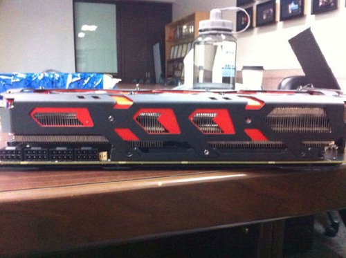 PowerColor Persiapkan Radeon R9 295X2 Devil13 5 powercolor r9 295x2 devil13 02