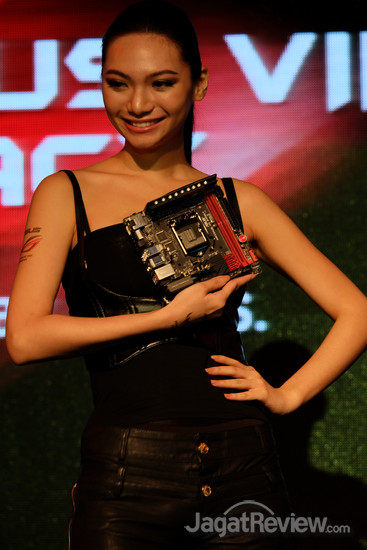 ASUS ROG Event Computex 2014: Jajaran Produk Gaming Terbaru 4 ASUS ROG event M7Impact