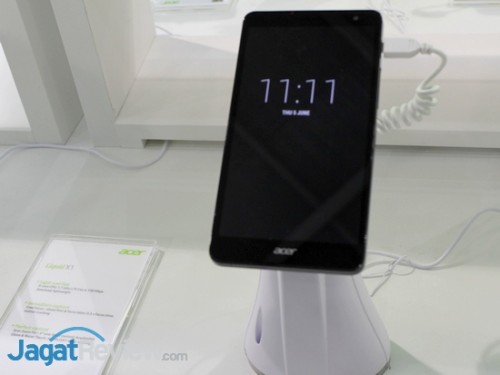 Computex 2014: Gadget Baru Acer Menampakkan Diri! 5 Acer - Computex 2014 - 06 - Liquid X1