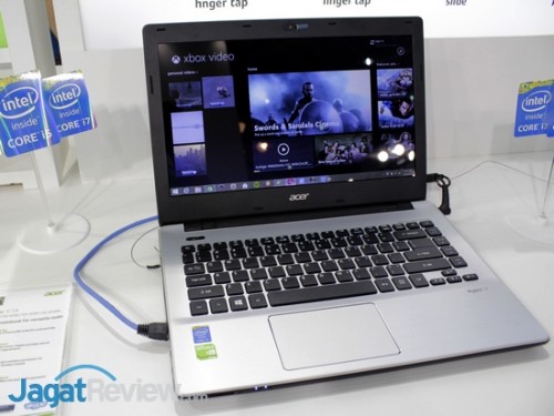 Unit Aspire V 14 yang kami lihat di booth Acer menggunakan Core i5-4200U dan GeForce GT840M.