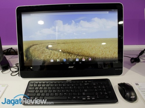 Computex 2014 Booth Raid: Acer 26 Aspire A dengan baterai terintegrasi yang membuatnya dapat digunakan terlepas dari sumber listrik.