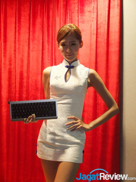 BOOTHBABES_COMPUTEX2014_39