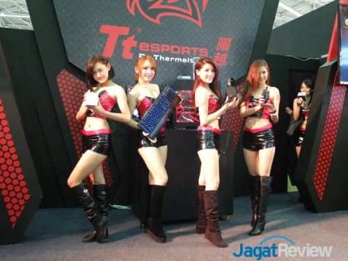Boothbabes_COMPUTEX2014_day116