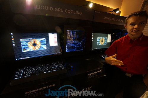 Booth Raid Computex 2014: Corsair 16 Corsair 49