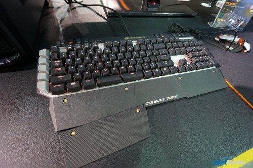 ​Keyboard Gaming mekanikal Cougar K700