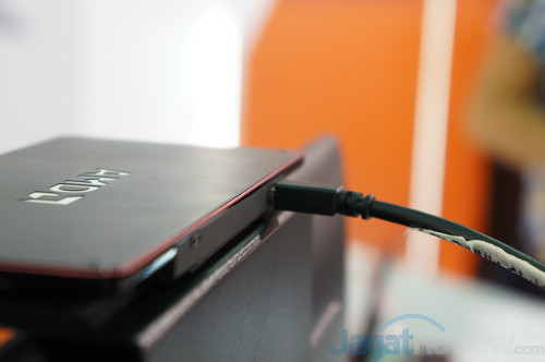 AMD Computex 2014 Booth Raid Part 1: Desktop 18 DSC08956s