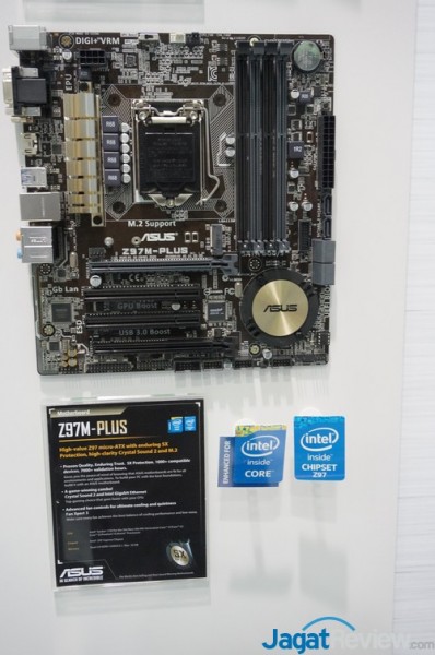 ASUS Motherboard Unjuk Gigi di Computex 2014 2 DSC09073