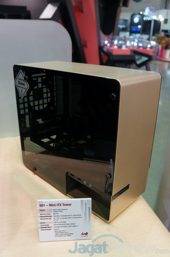 Computex 2014 Booth Raid: In Win 14 DSC09285s