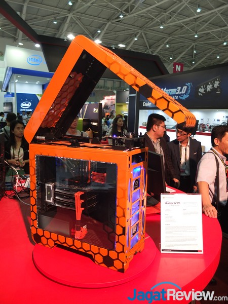 Computex 2014 Thermaltake: Parade Casing Core Series, dan Level 10 Platinum 8 DSCF5714