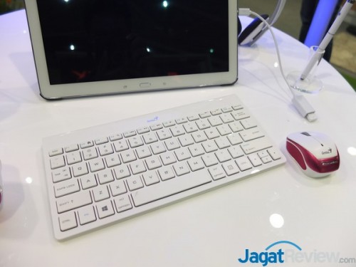 Genius_COMPUTEX2014_day118